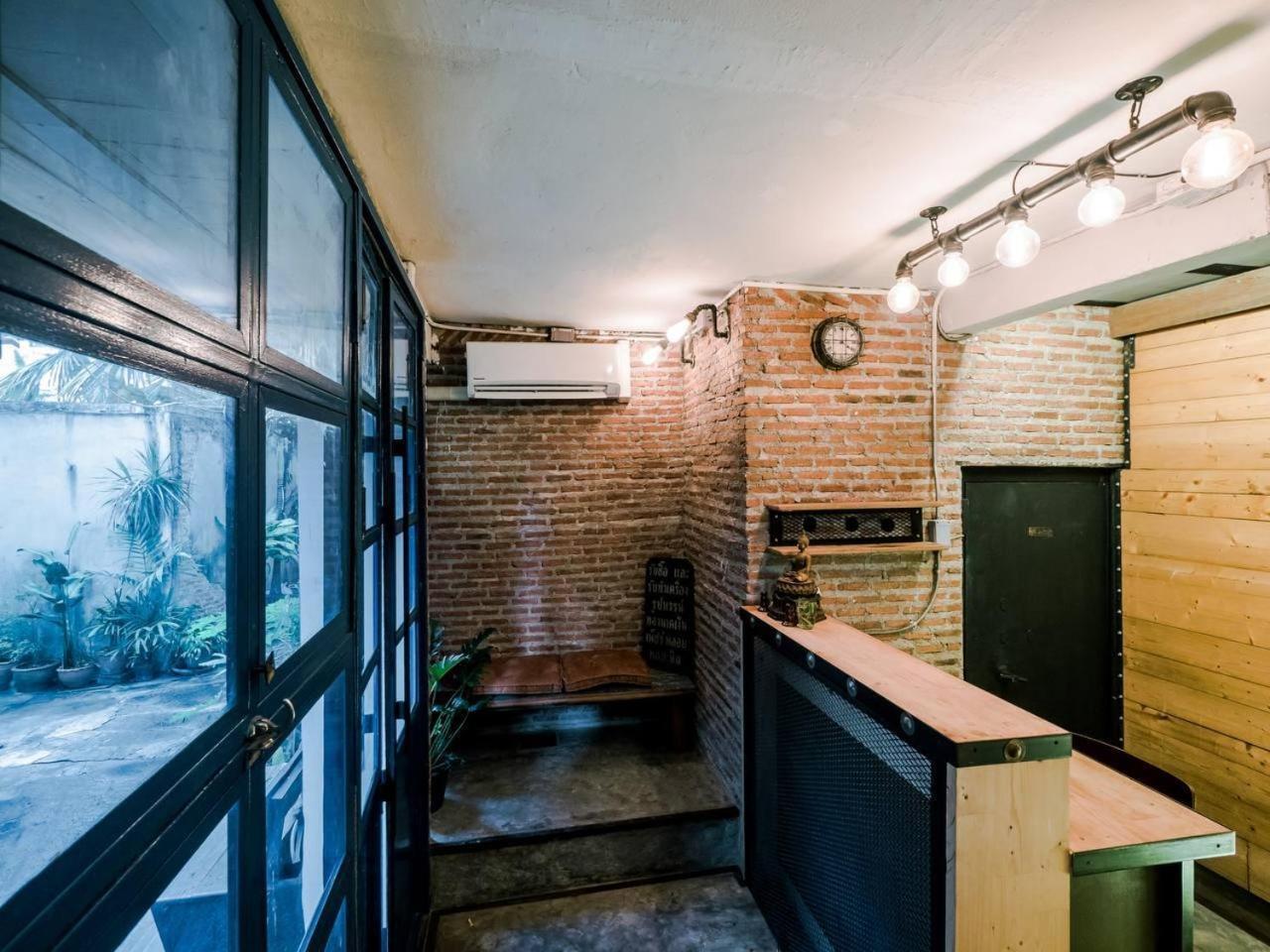 Zeds Hostel Bangkok Luaran gambar