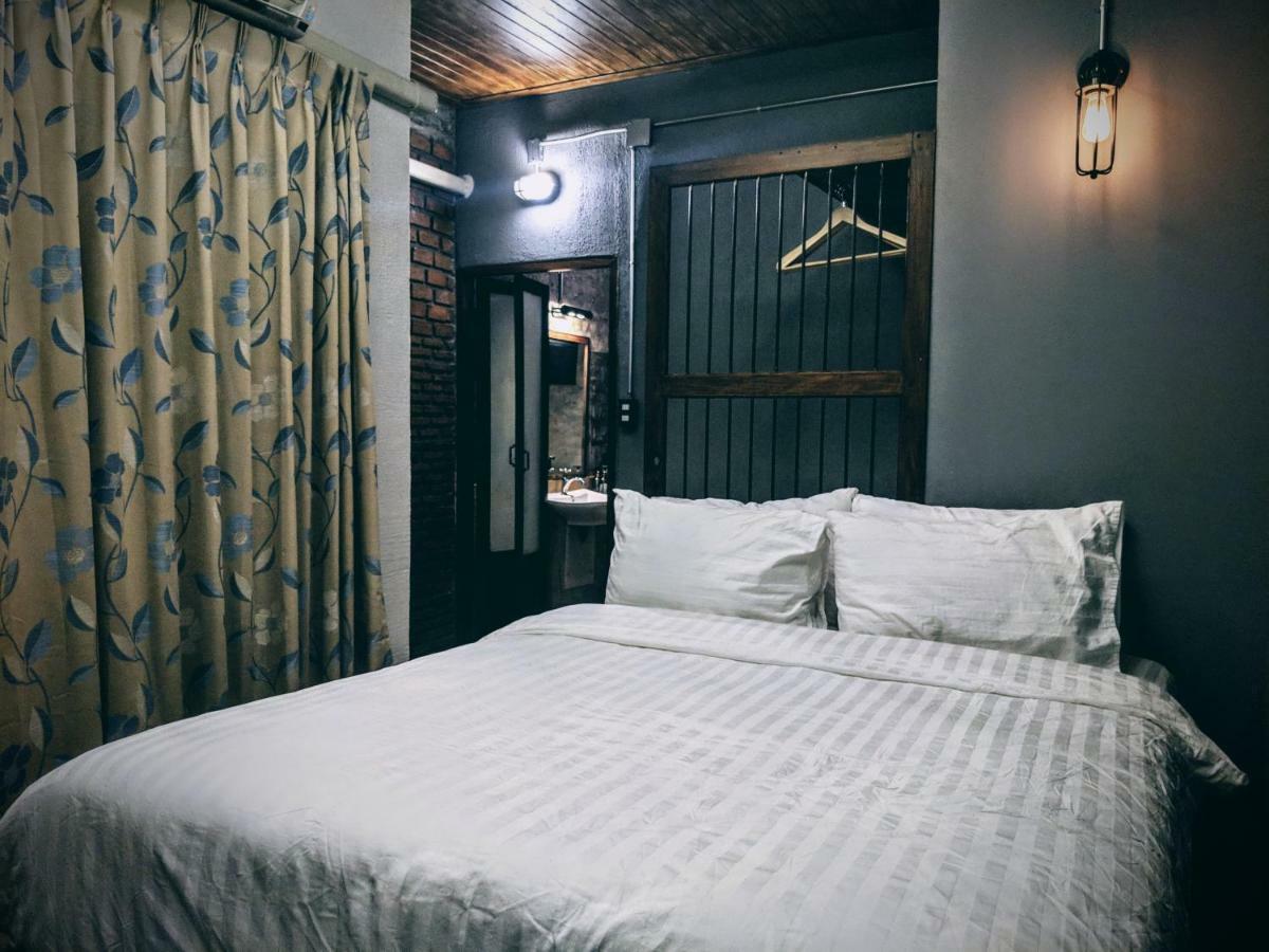 Zeds Hostel Bangkok Luaran gambar