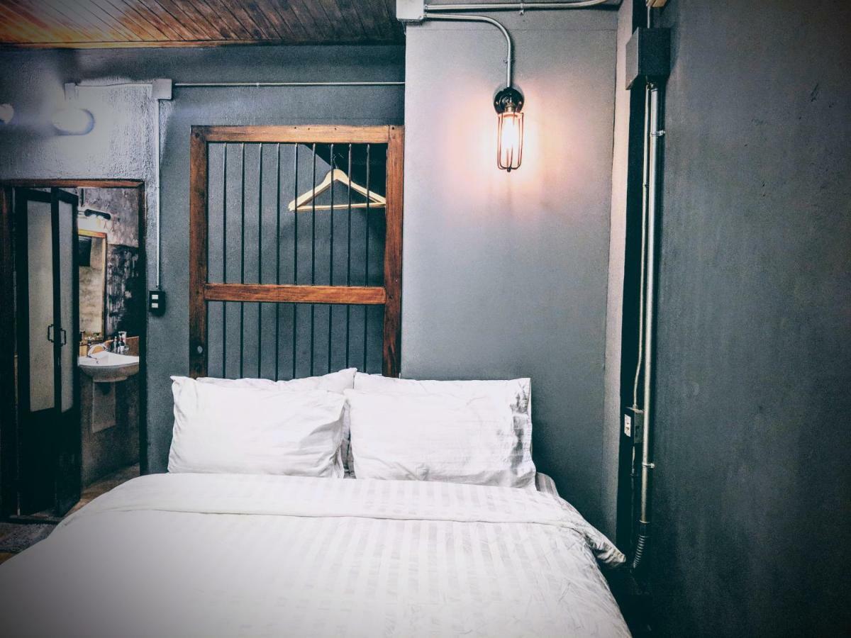 Zeds Hostel Bangkok Luaran gambar